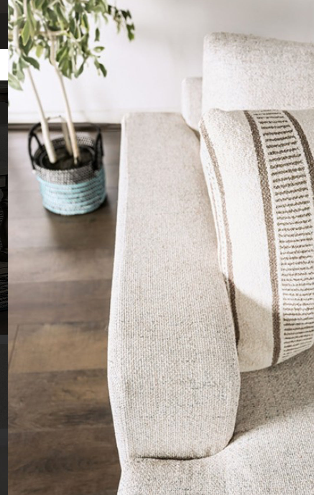 FLINTSHIRE
LOVESEAT