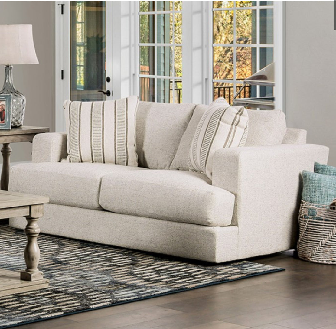 FLINTSHIRE
LOVESEAT