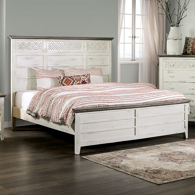 MYRTLEMOORE
BED | Queen