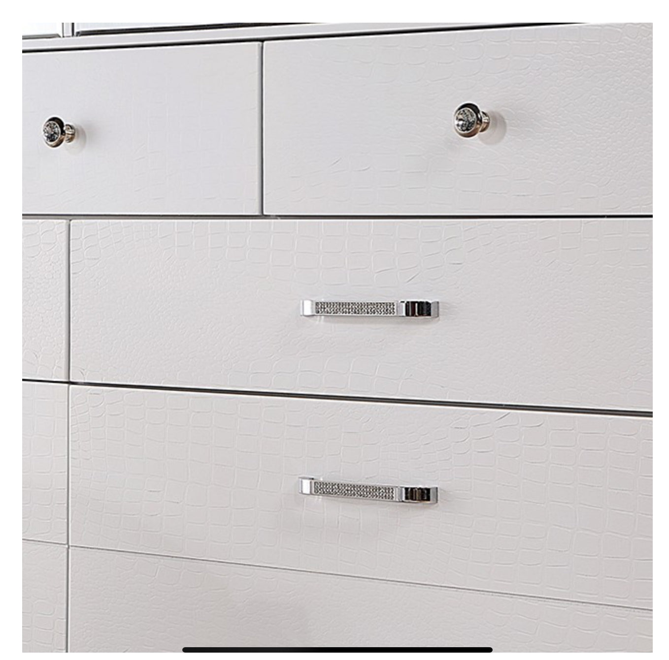 BRACHIUM CM7977 DRESSER AND MIRROR