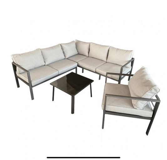 FARISHA
6 PC. OUTDOOR SECTIONAL SET